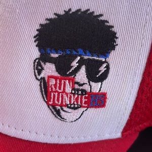Run Junkie RS hat Snapback